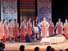 Песнопойците посветиха концерт на хумора в българската народна песен