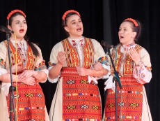 Песнопойците посветиха концерт на хумора в българската народна песен