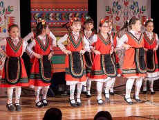 Песнопойците посветиха концерт на хумора в българската народна песен