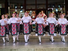 Нашето богатство – в ритъма на хорото и родолюбието