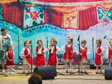 10 години Школа по народно пеене – мистерия от гласове, талант, фолклор, наследство, незабравим юбилей с концерт-спектакъл „Мечта”