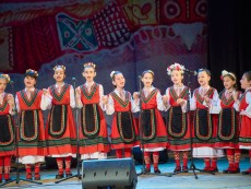 10 години Школа по народно пеене – мистерия от гласове, талант, фолклор, наследство, незабравим юбилей с концерт-спектакъл „Мечта”
