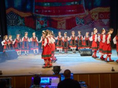 10 години Школа по народно пеене – мистерия от гласове, талант, фолклор, наследство, незабравим юбилей с концерт-спектакъл „Мечта”