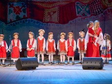 10 години Школа по народно пеене – мистерия от гласове, талант, фолклор, наследство, незабравим юбилей с концерт-спектакъл „Мечта”
