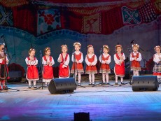 10 години Школа по народно пеене – мистерия от гласове, талант, фолклор, наследство, незабравим юбилей с концерт-спектакъл „Мечта”