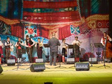 10 години Школа по народно пеене – мистерия от гласове, талант, фолклор, наследство, незабравим юбилей с концерт-спектакъл „Мечта”