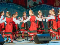 10 години Школа по народно пеене – мистерия от гласове, талант, фолклор, наследство, незабравим юбилей с концерт-спектакъл „Мечта”