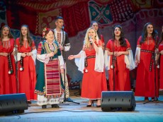 10 години Школа по народно пеене – мистерия от гласове, талант, фолклор, наследство, незабравим юбилей с концерт-спектакъл „Мечта”
