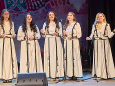 10 години Школа по народно пеене – мистерия от гласове, талант, фолклор, наследство, незабравим юбилей с концерт-спектакъл „Мечта”