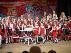 10 години Школа по народно пеене – мистерия от гласове, талант, фолклор, наследство, незабравим юбилей с концерт-спектакъл „Мечта”