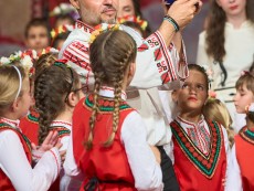 10 години Школа по народно пеене – мистерия от гласове, талант, фолклор, наследство, незабравим юбилей с концерт-спектакъл „Мечта”