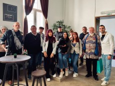 „Парчета самота“ на проф. д-р Росен Коларов и сърца туптящи за фотографията