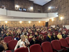 „Вълшебникът театър” – сцена за талант, вдъхновение и високо актьорско майсторство